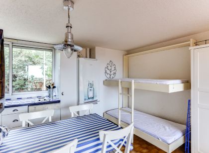 Apartment Les Jardins de la Mer-4 by Interhome