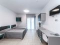 sph-student-plus-house