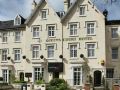 queens-court-hotel