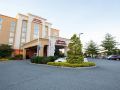 hampton-inn-and-suites-staten-island