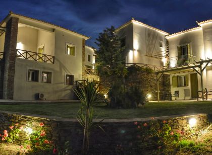 Iro Suites