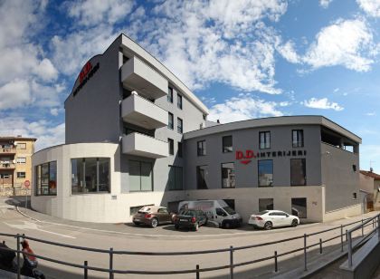 Pula City Center Accommodation with Free Parking