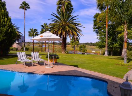 Sunriver Kalahari Lodge Riverside Stay in Upington