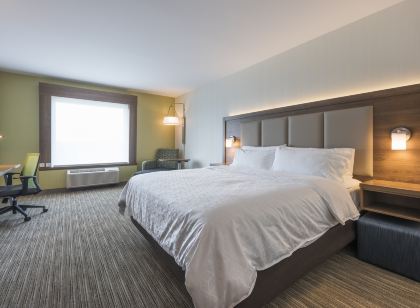 Holiday Inn Express & Suites Moncton