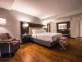 holiday-inn-hotel-and-suites-beaumont-plaza-i-10-and-walden-an-ihg-hotel