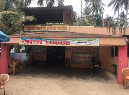 Rasal's Lodging Boarding & Resort