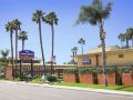 howard-johnson-by-wyndham-san-diego-sea-world