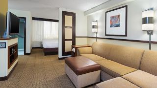 hyatt-place-fort-lauderdale-cruise-port