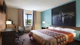 super-8-by-wyndham-collinsville-st-louis