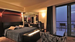 club-hotel-casino-loutraki