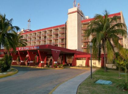El Viejo El Mar Hotel