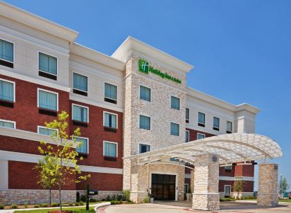 Holiday Inn & Suites Mckinney - N Allen