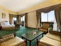 hilton-pyramids-golf