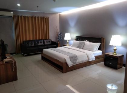 Ybc Grand Hotel