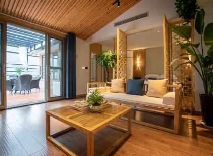 Zhangjiajie Wulingyuan Bamboo Holiday Homestay