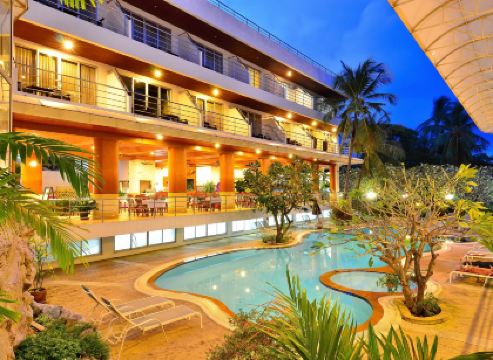 Samui First House Hotel