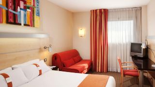 holiday-inn-express-barcelona-montmelo