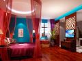 love-hotel