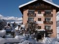 hotel-cresta