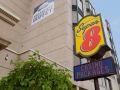 ramada-by-wyndham-niagara-falls-near-the-falls