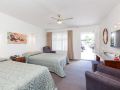 the-surrey-hotel
