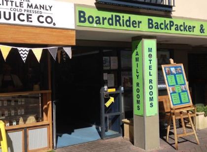Boardrider Backpackers & Budget Motel