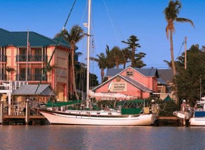 Tween Waters Island Resort & Spa