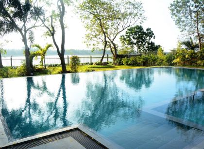 Diya Dahara Lake Resort