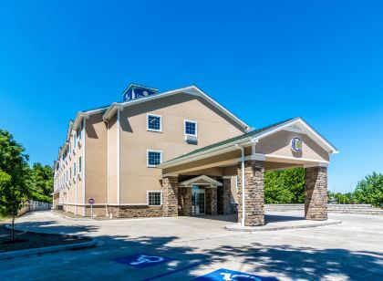 Cobblestone Hotel & Suites - Erie