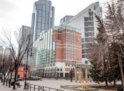 Sheraton Suites Calgary Eau Claire