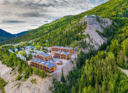 Denali Bluffs Hotel