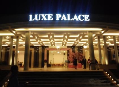 Luxe Hotel