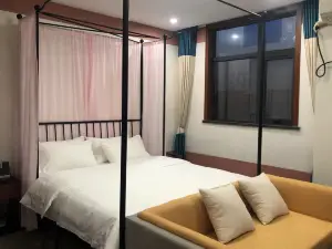 Fangcheng Keaizhu Qingya Hotel