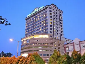 프로메나드 호텔