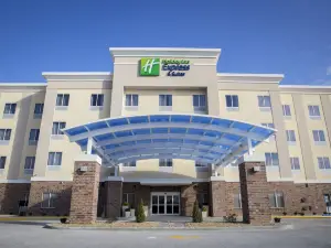 Holiday Inn Express and Suites Edwardsville, an IHG Hotel