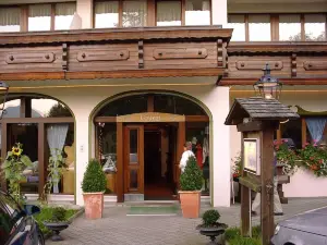 Hotel Und Naturhaus Bellevue