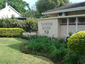 Taunton House B&B