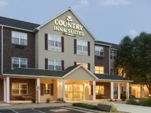 Country Inn & Suites by Radisson, Mason City, IA