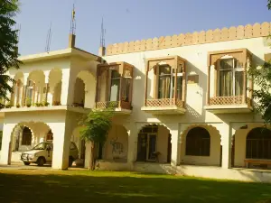 Hotel Radhika Palace Pushkar