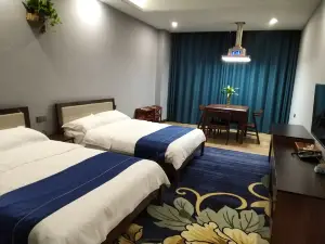 Rongqi Hotel