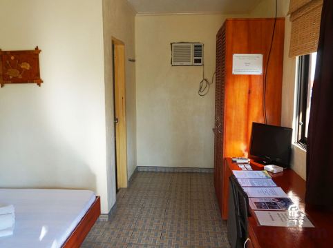 Bohol Sunside Resort Room Type - Deluxe Double Room Bohol Sunside Resort Room Type - Deluxe Double Room