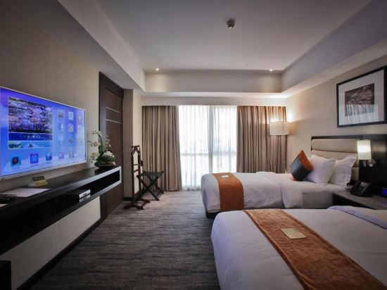 Limketkai Luxe Hotel Room Type - Superior Room