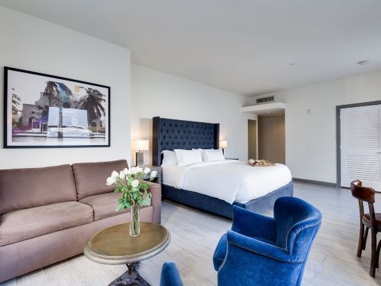 Clinton Hotel South Beach Room Type - Deluxe King 