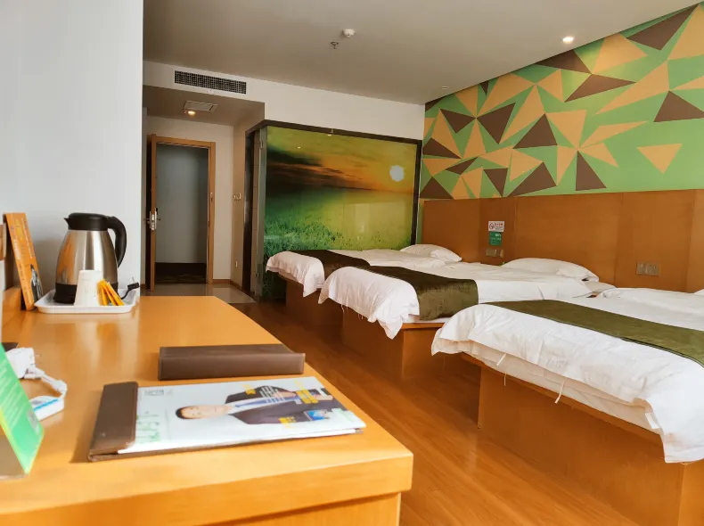 Vatica Hotel(Liulihe Wetland Park Store, Fangshan District, Beijing)