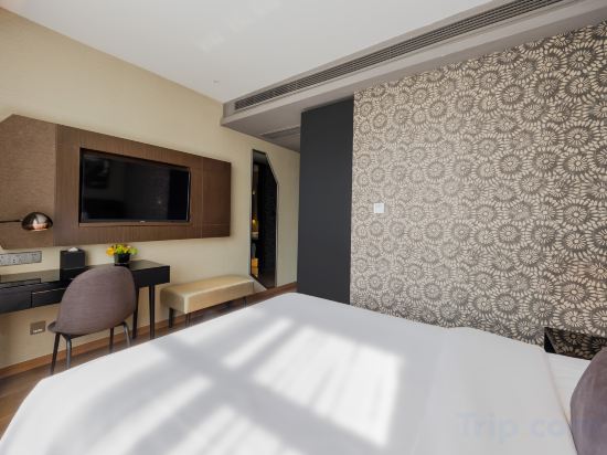 Yitel Premium (Shanghai New International Expo Center Expo Garden) Room Type - Queen Room