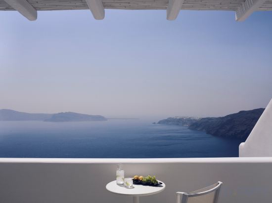 Cavo Tagoo Santorini - Tap to explore photos