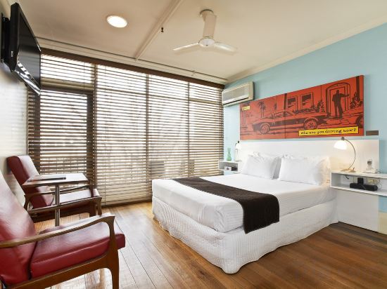 Tolarno Hotel Room Type - Standard Balcony Room - The Philippe Tolarno Hotel Room Type - Standard Balcony Room - The Philippe