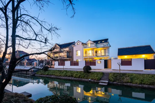 Floral Hotel· Chongming Shiguang Hotel