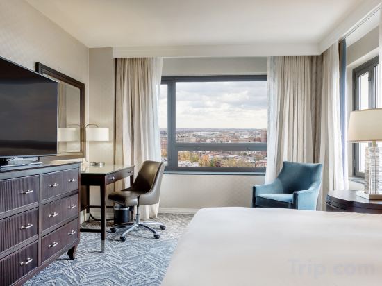 Washington Hilton Room Type - Corner King Room