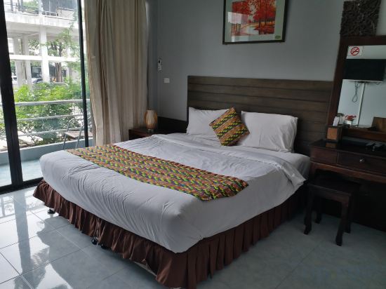 Platinum Place Room Type - Standard King Room